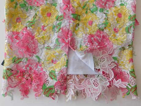 Dámské společenské šaty, 38