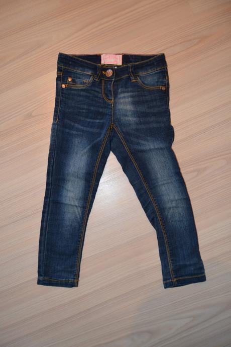 Džíny next, next,104