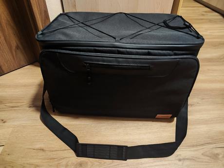 Černá termotaška trizand 30l,