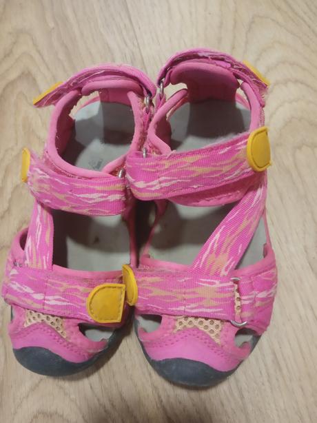 Sandále bugga vel.27, 27