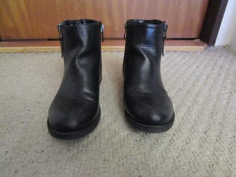Černé kotníkové boty na jaro či podzim, č. 36,baťa, baťa,36