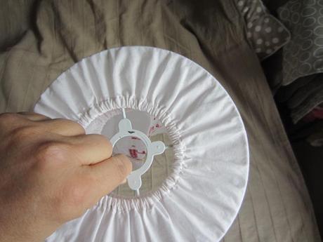 Látkové dětské stínitko na lampičku,