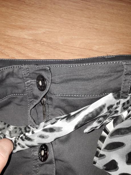 Sivá minisukňa so šatkovým opaskom melrose 32/34, otto,34