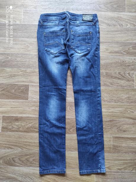 Džíny, bershka,36