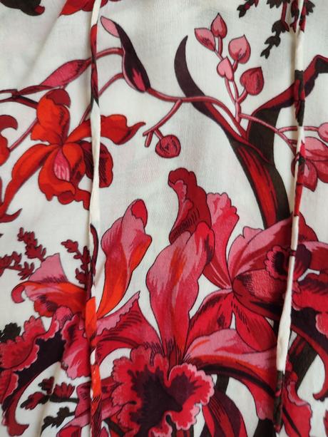 Halenka reserved, velikost 34, reserved,34