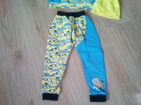 Tepláková souprava mimoni, 128