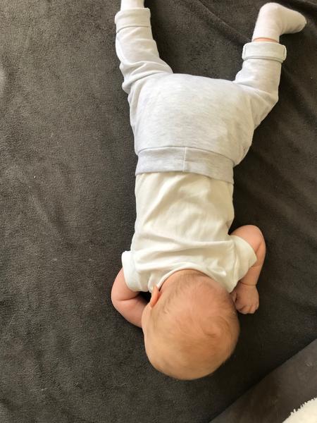 Pokládání na bříško. Poradíte, prosím?