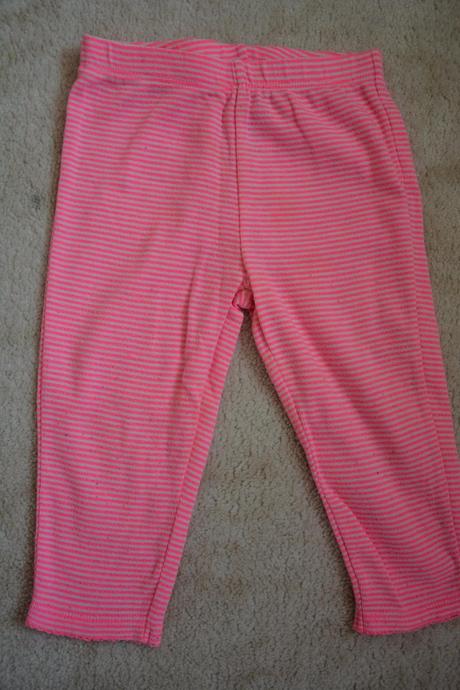 Neon komplet tepláčky a body se třešínkama 12m, carter's,80