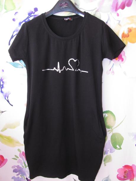 Dámské přiléhavé mini šaty, malé černé, l