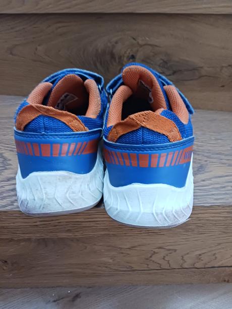 Tenisky kensis č.37, 37