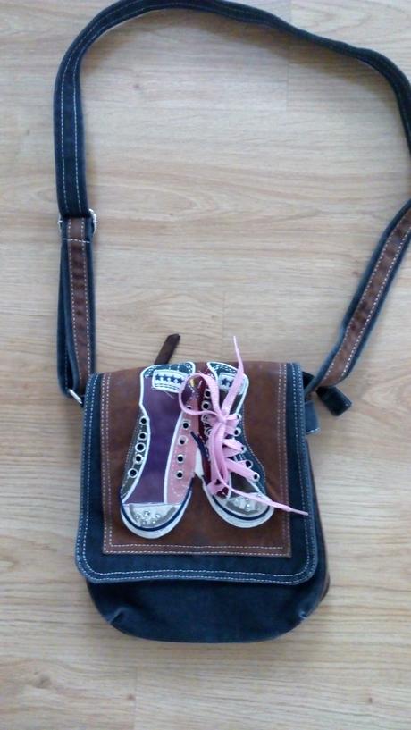 Tašky-kabelky dívčí                         3 kusy, 