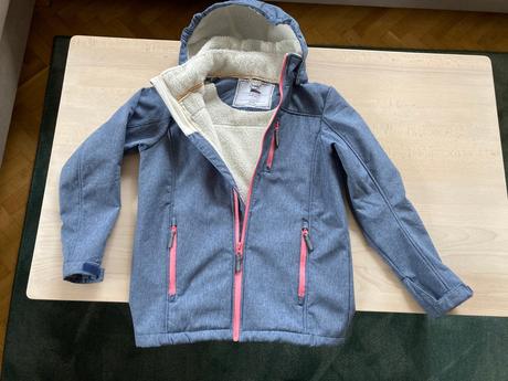 Softshellová bunda s kožíškem na jaro/podzim, tchibo,146