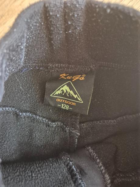 2x zateplené softshellové kalhoty, 122