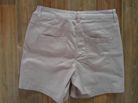 Růžové kraťasy kraťásky šortky, takko,38