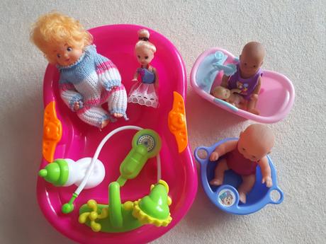 Dětská sada na koupání - panenky, miminka, vaničky,