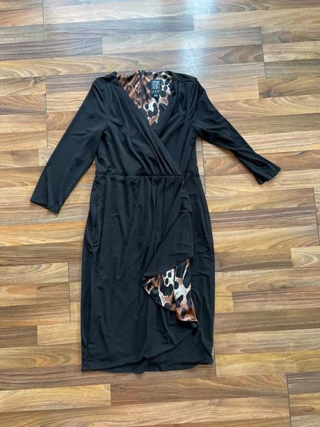 Nové elegantní šaty se zvířecím motivem, vel s/m,, s