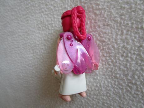 Figurka víly s pohyblivými křídly zn. playmobil, 