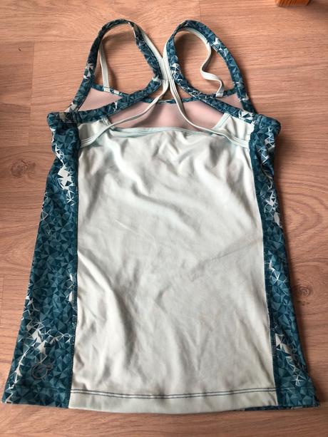 Nové puma tilko s všitou podprsenkou, puma,s