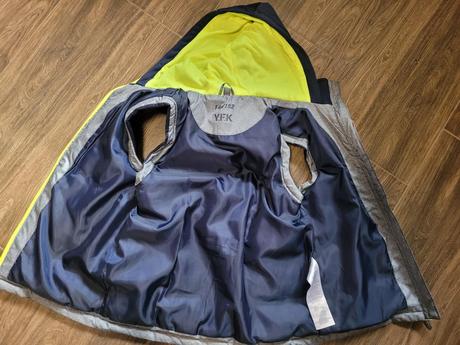 Teplejší vesta, 152