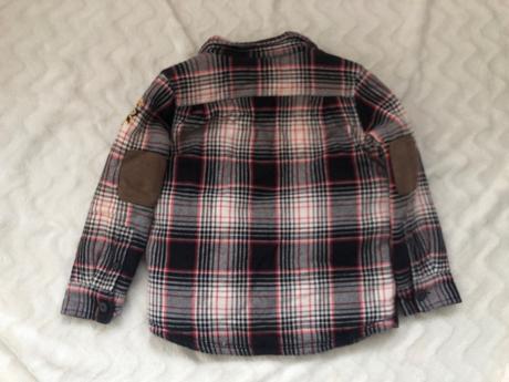 Dovezena z ameriky znacena vel. s - 7-8 let. odhad, 128