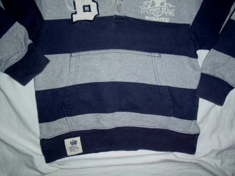 Pěkná silnější pruhovaná mikča od nextíku, next,122