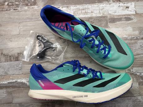 Běžecké boty-tretry adidas adizero avanti track, adidas,42