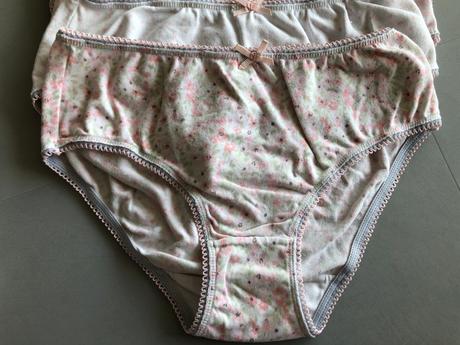 7ks kalhotky next 5-6let 116cm kytičky proužky, next,116