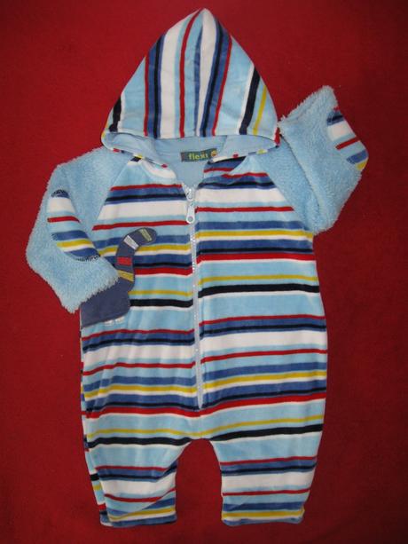 Plyšový overal, 62