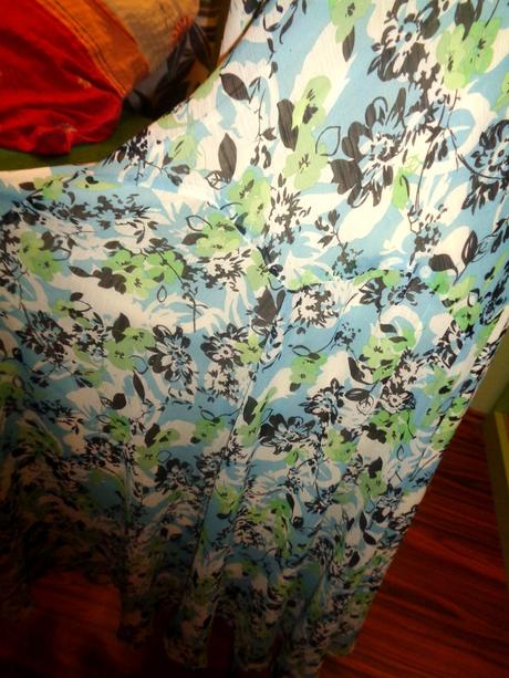 Krásné zelenotyrkysové letní šaty, 46