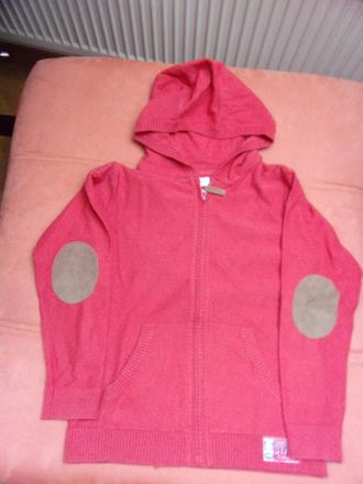 Slabší svetr, f&f,122