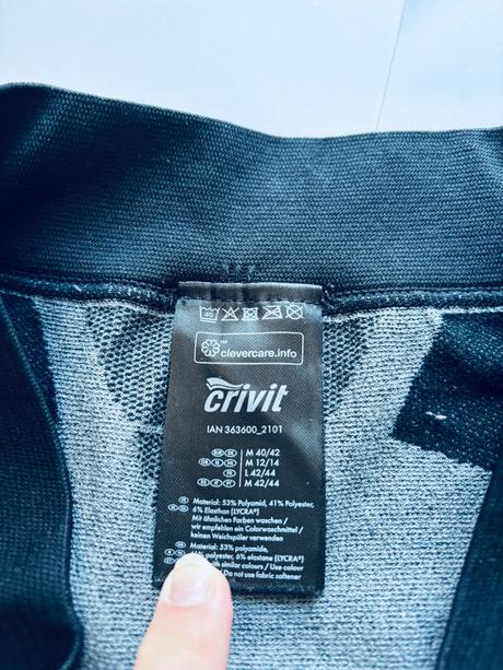 D38/ legíny sportovní- v.40, crivit,l