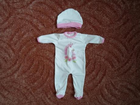 Bílý komplet overal a čepička pro panenky, 