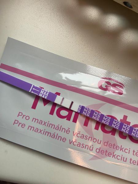 Je čárka na testu 16 dní po ovulaci silná?