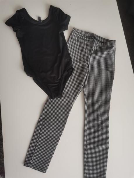 Kalhoty a body vel. 9-10let, 152