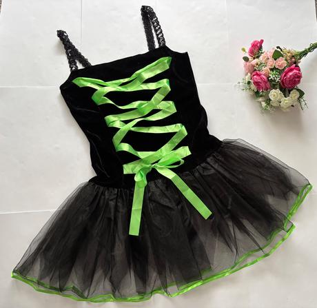 K5/ kostým dámský - v.cca s,