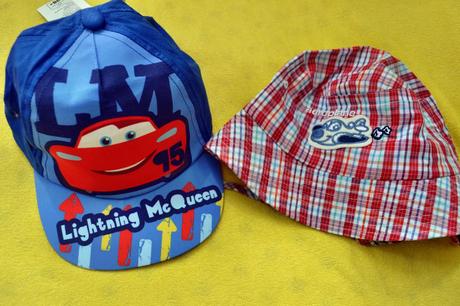 Kšiltovka s autem a klobouček s letadlem,na 9-20m, disney,74 / 80 / 86 / 92
