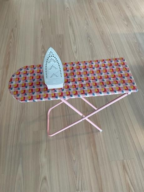Dětské žehlící prkno a žehlička, 