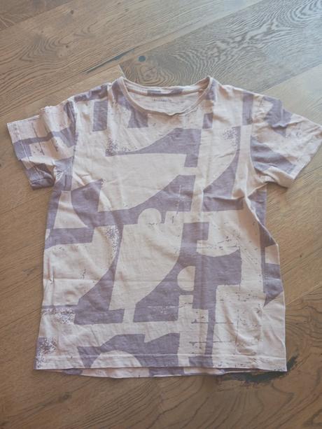 Triko reserved č.146, reserved,146