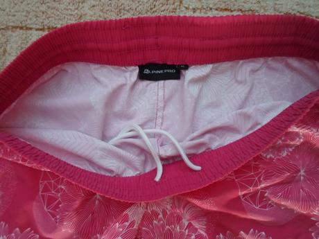 Červené sportovní kraťasy šortky, alpine pro,s