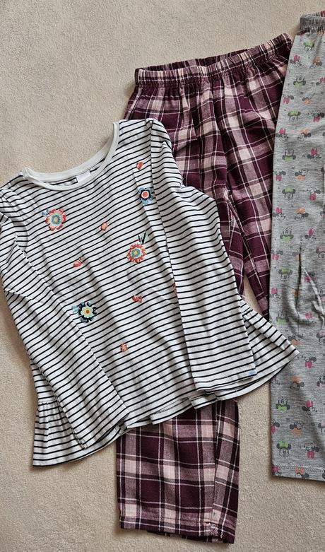 Flanelové kostkaté kalhoty, legíny minnie a tričko, 122–134
