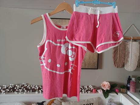 Letní pyžamo hello kitty, h&m,170