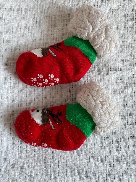Vánoční ponožky se sobem cca 1 rok, vel. 16-18, 18