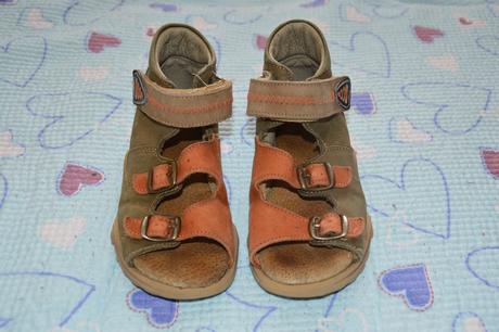 Kotníkové kožené zdravotní sandálky essi, essi,30