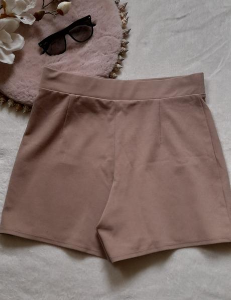 H&m elastické šortky s předními knoflíky, h&m,m