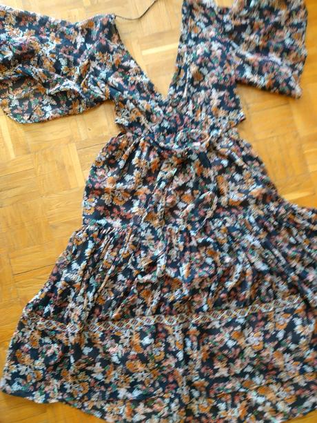 Šatičky s bohatou sukýnkou a detaily, zara,m