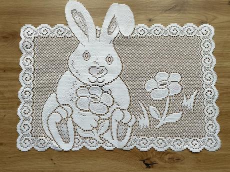 Velikonoční dekorační ubrusy, 