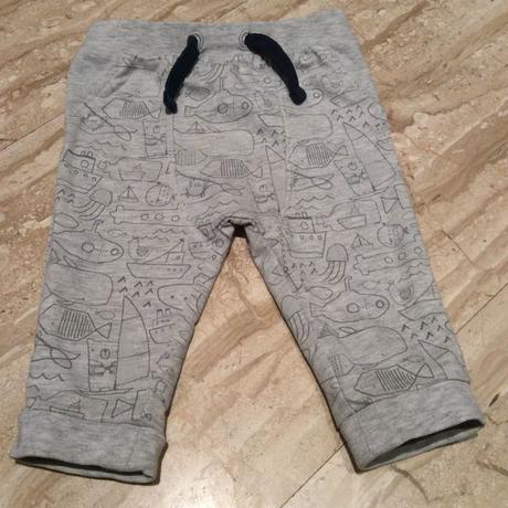 Obrázkové tepláky zn. tu, tu,68