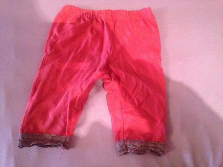 Dívčí kraťasy krajka vel. 92 - 98, okay,92