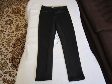 Černé elast. kalhoty zn. zara, vel. 152, zara,152