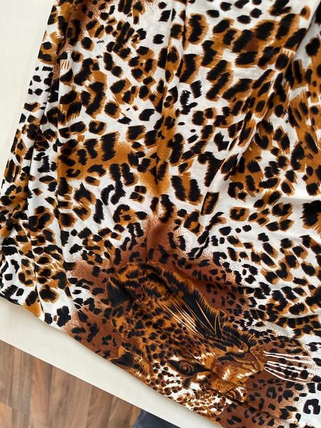 Leopard šaty, vel neuvedena cca s-m, m